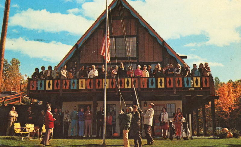 Black Forest At Wilderness Valley (Wilderness Valley Golf Course) - Vintage Postcard (newer photo)